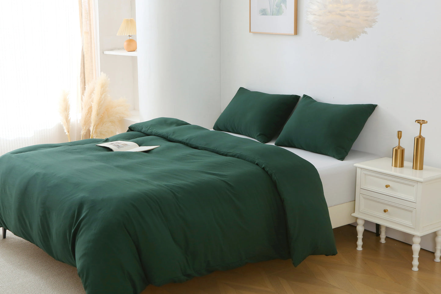 3 Pieces Solid Color Bedding Set with 1 Duvet Cover and 2 Pillow Shams, Comforter Not Included (Queen Size, Green)