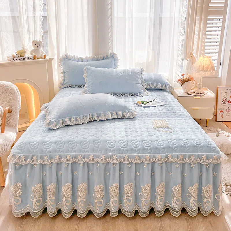Modern Velvet Lace Bedspread | Quilted Bedding Cover
