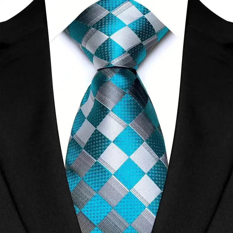 Luxury Men’s Plaid Business Necktie. Classic Checkered Jacquard Tie