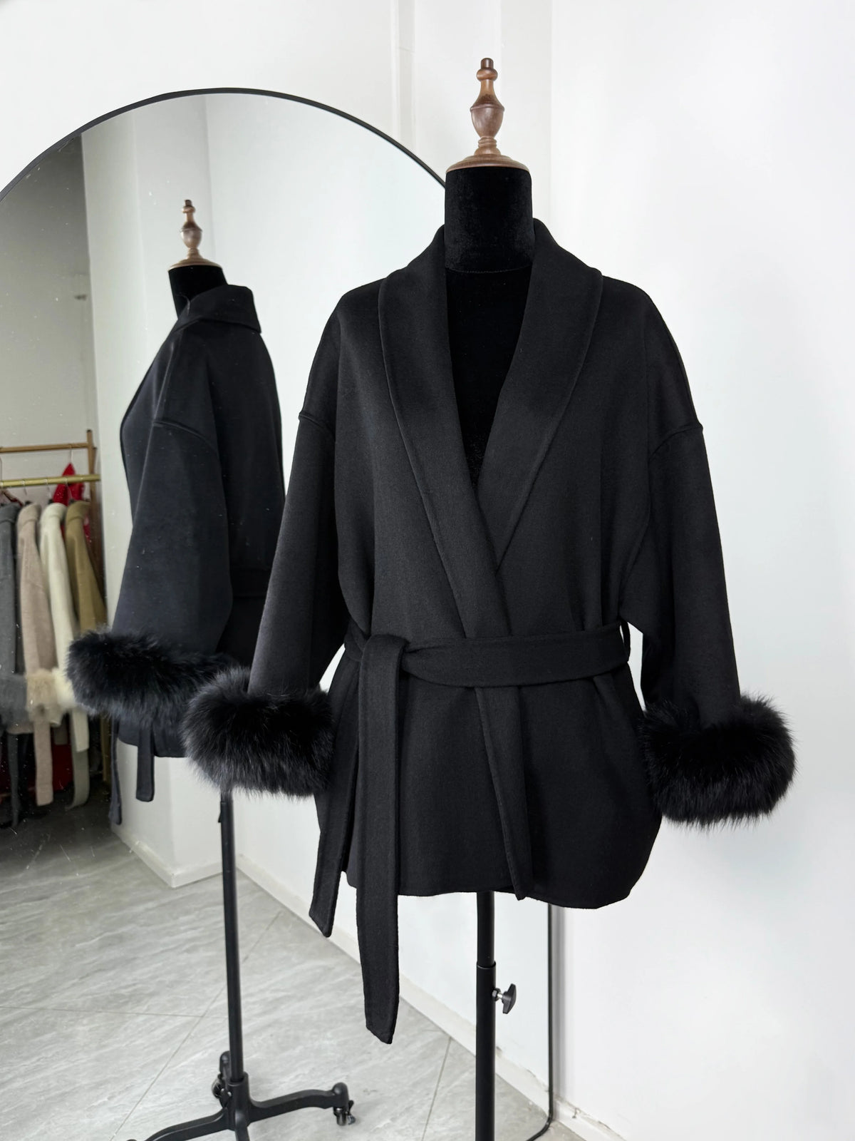 Women's Short Faux Fur Coat – Elegant Belted Winter Jacket with Shawl Collar