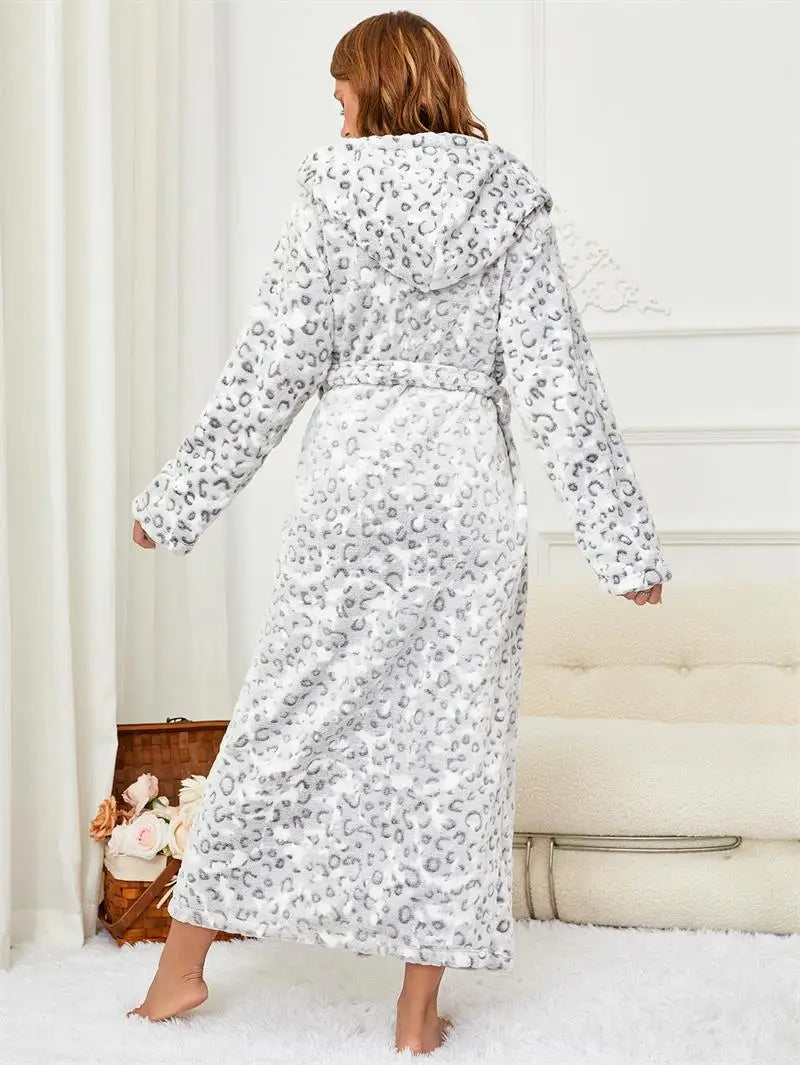 Luxury Plush Flannel Lounge Robe for Women Soft Warm Full Length Bathrobe