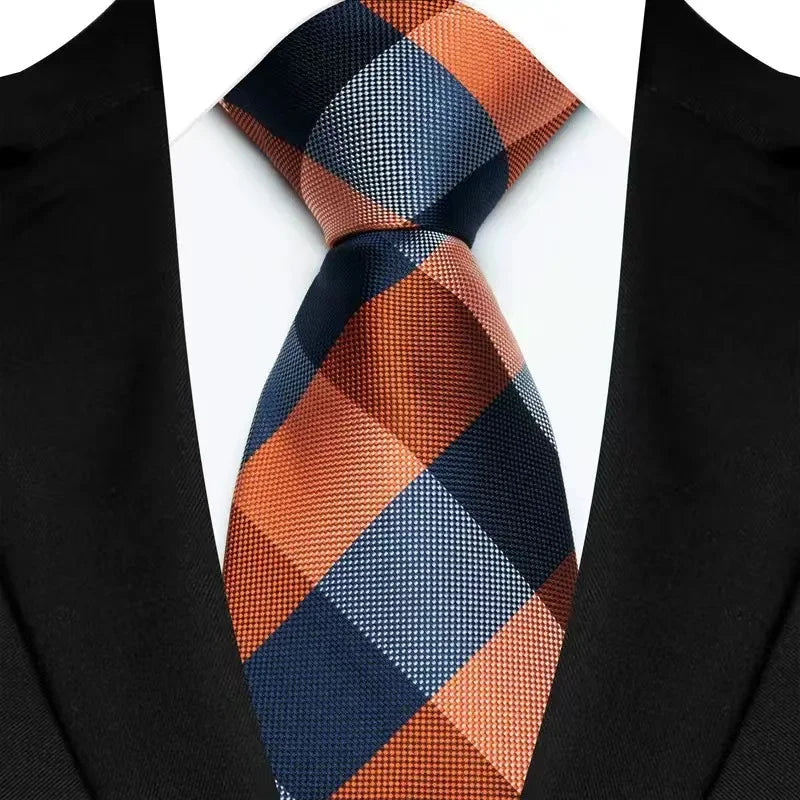 Luxury Men’s Plaid Business Necktie. Classic Checkered Jacquard Tie