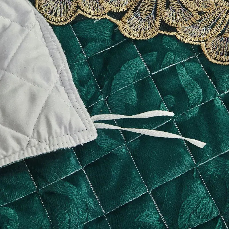 Luxury Emerald Green Quilted Bedspread Set
