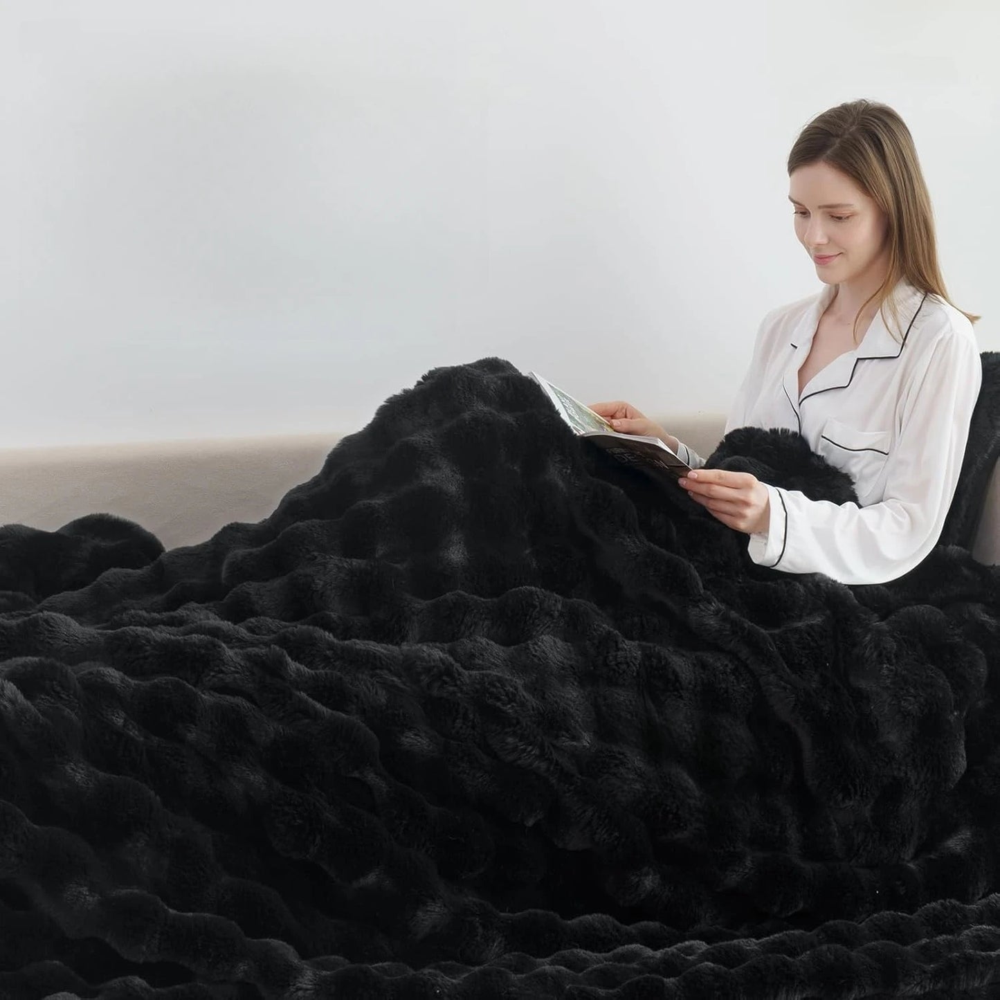 Luxury Faux Rabbit Fleece Weighted Throw Blanket