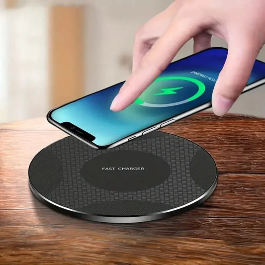 Ultra Thin Wireless Fast Charging Pad for Smartphones  Universal Qi Charging Dock