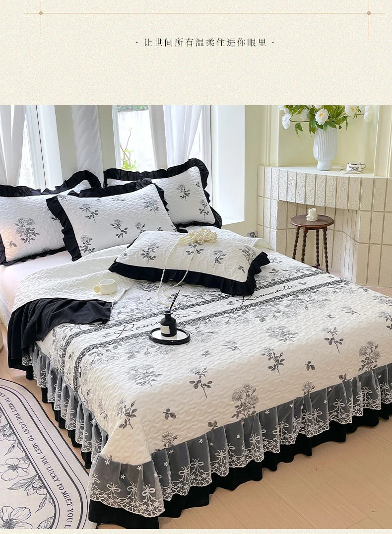 Elegant Contrast Lace Quilted Bedspread Set