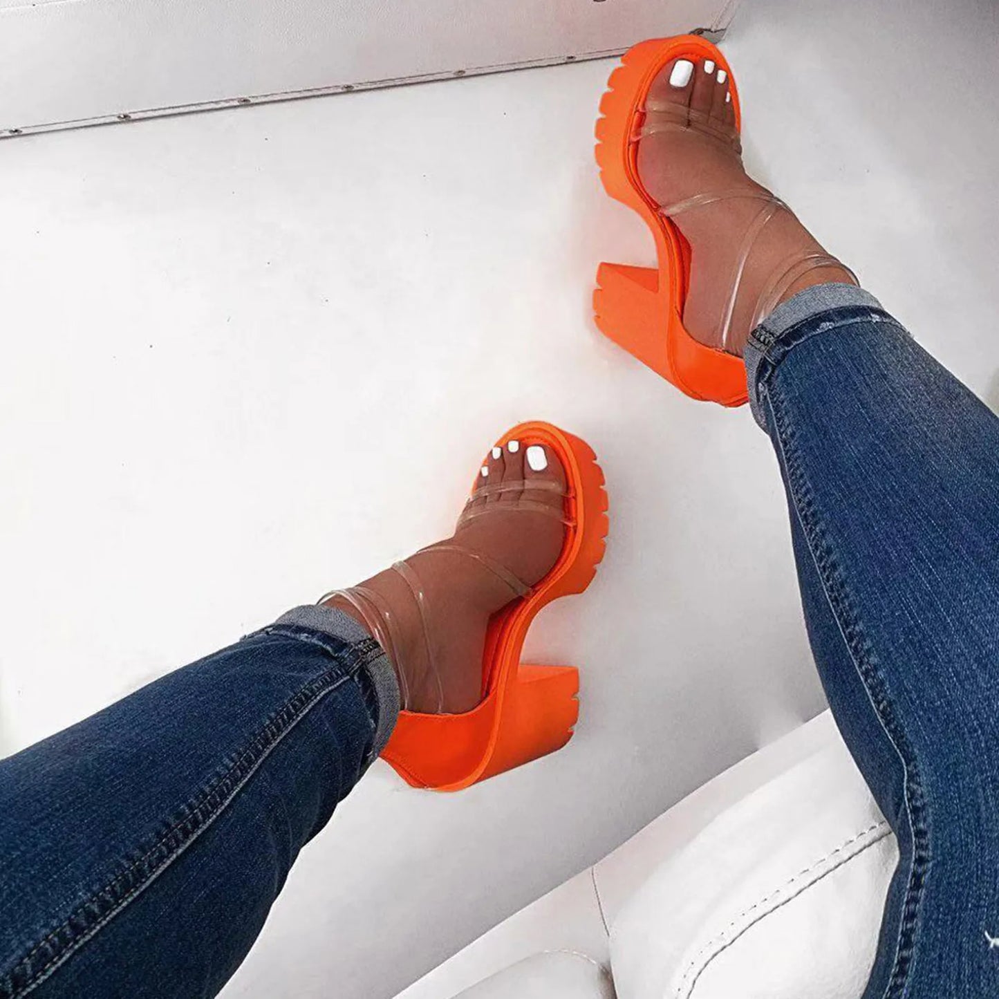 Women'S Fashionable Sandals Heels Asymmetric Transparent Strap Design Thick Heels Zipper Waterproof Platform High Heels Sandals