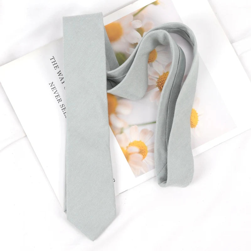 Classic Solid Color Men’s Necktie. Premium Formal Tie for Business, Weddings & Special Occasions