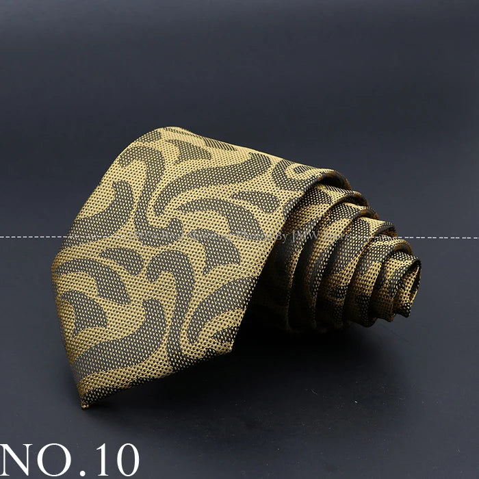 Luxury Paisley Men’s Business Necktie . Wedding & Formal Tie