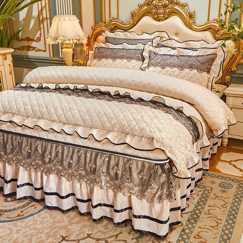 Luxury Emerald Green Quilted Bedspread Set