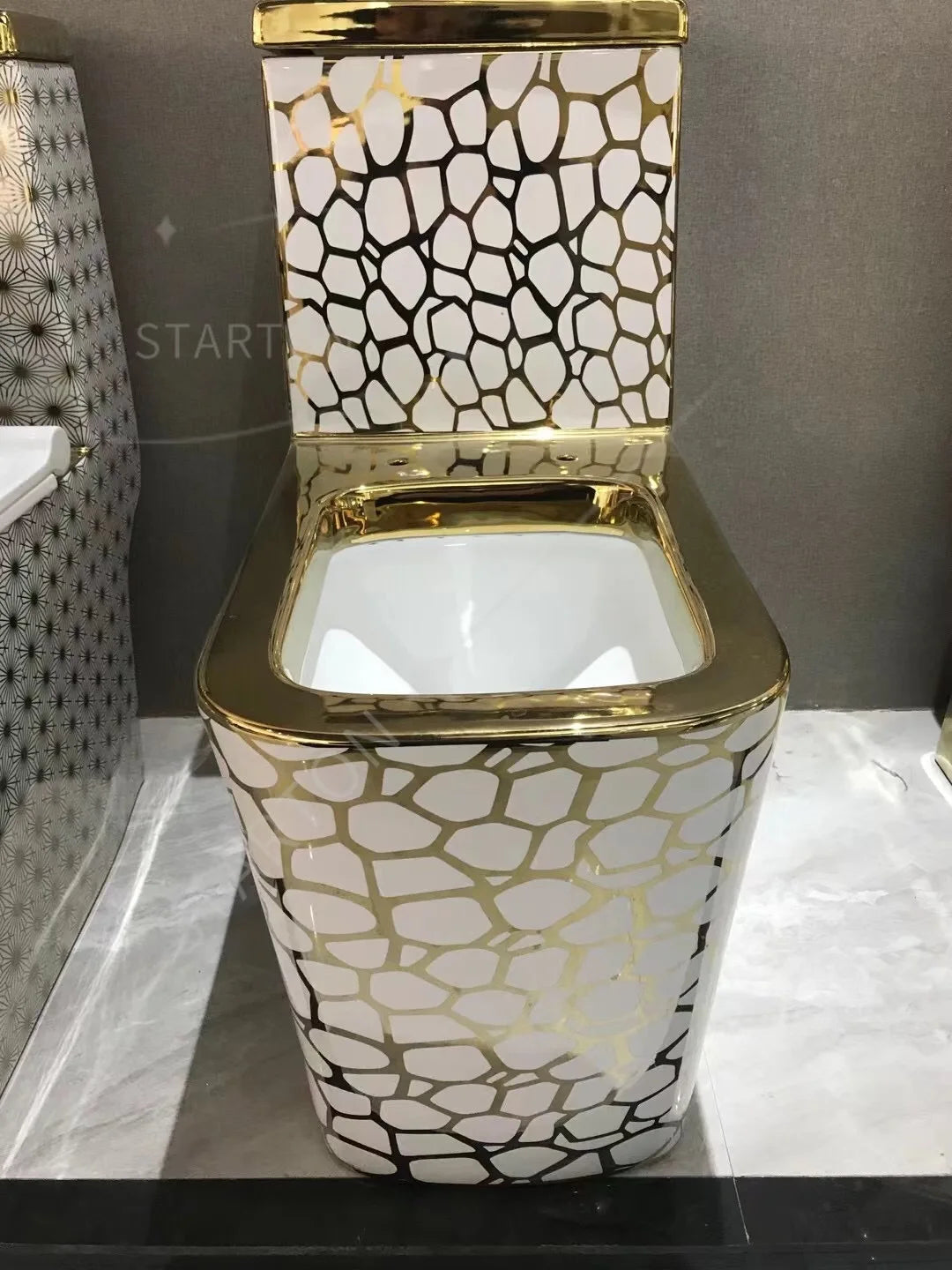 Luxury Gold Electroplated One-Piece Ceramic Toilet . Modern Designer Bathroom Fixture