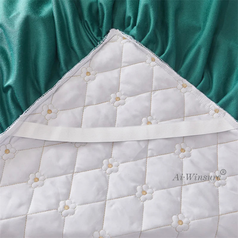 AIWINSURE-European Lace Velvet Bedspread Set, King Size, Queen Thickened Bed Cover, Soft Bed Skirt, Luxury, with 2 Pillowcases