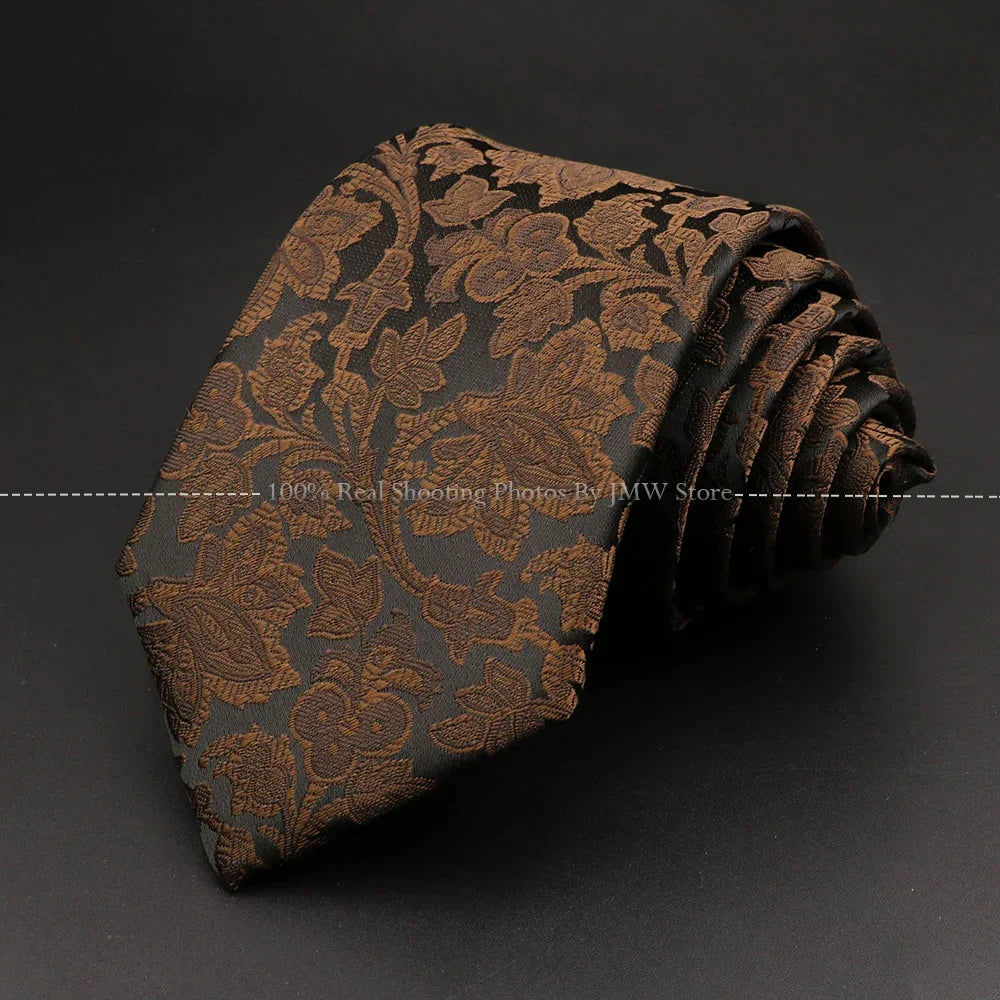 Luxury Paisley Men’s Business Necktie . Wedding & Formal Tie