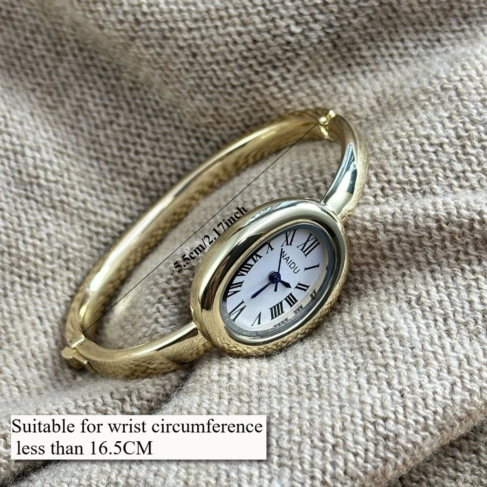 Elegant Women’s Oval Bracelet Watch .Fashion Quartz Timepiece